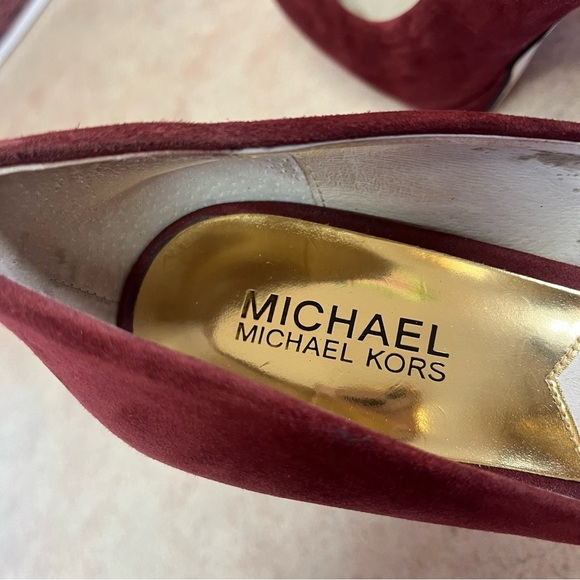 Michael Kors Merlot Suede Platform Pumps - Picture 10 of 16